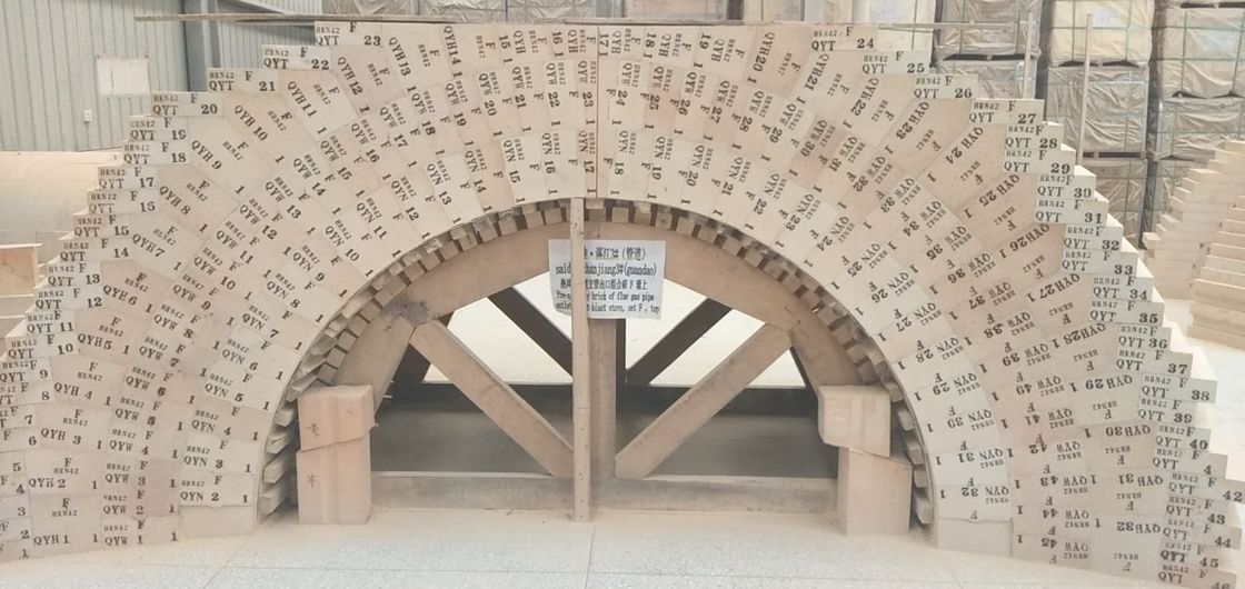 طوب الألومينا العالي القائم على اكسيد الالمونيوم SK40 يستخدم على نطاق واسع للفرن الدوار وموقد الانفجار الساخن وفرن الجير