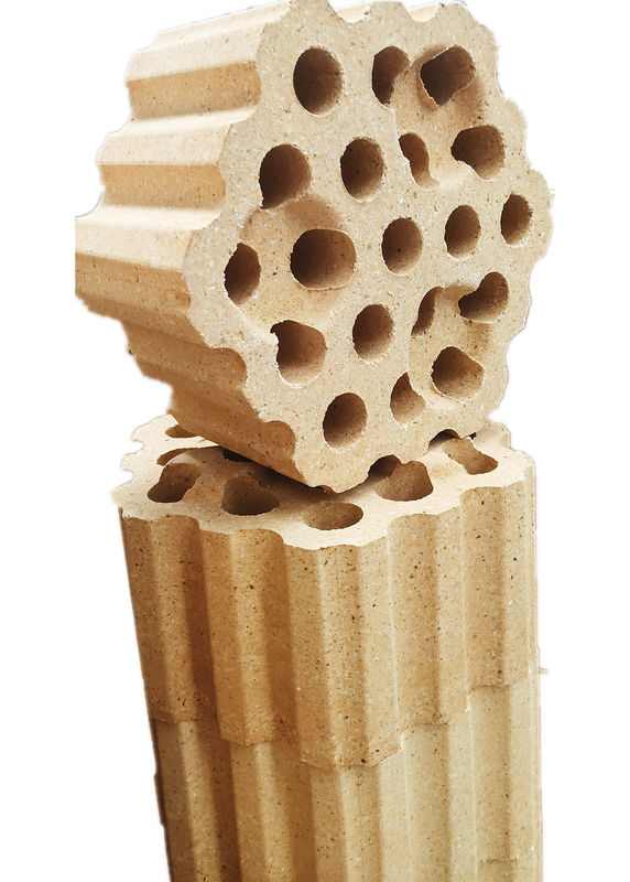 Al2O3 Checker High Alumina Refractory Bricks 40Mpa للأفران الزجاجية 2.15g / Cm3